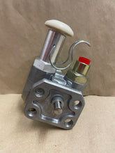 Load image into Gallery viewer, 461-334 HFP334 DIESEL LIFT PUMP IVECO FORD CARGO - 4 BOLT MOUNT
